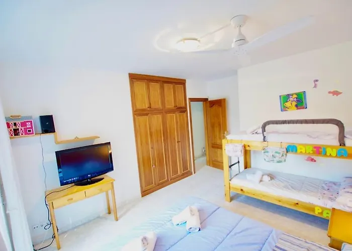 Vila V&v Lloret- Aurora Lloret de Mar