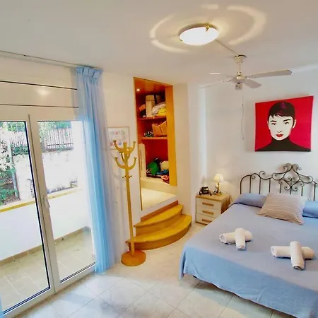 ヴィラ V&v Lloret- Aurora *